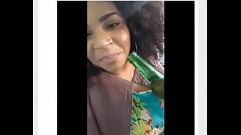 Preview 1 of Vidio Porno Pns Ternate - Morena gostosa sem calcinha no bar