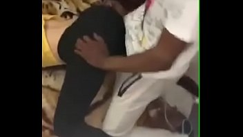 Preview 1 of Www Xxxmyanmar Video - novinha dando pro colega neg&atilde_o e amiga filmando