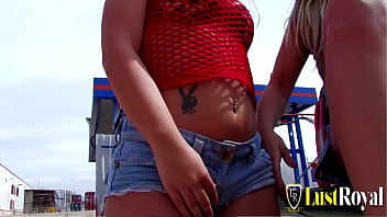 Preview 1 of Daughtr Sarah Banks - Lidya Rouge and Yesenia rock threesome fuck
