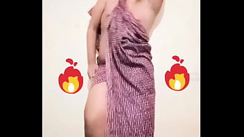 Preview 1 of Son Teen N Mam - Indian gay boy hot dance on item song