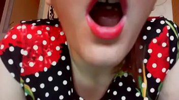 Preview 2 of Real Indian Porn Story - La tua porca Gigantessa ti vuole calpestare e dominare perch&egrave_ sei solo una merda