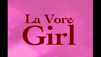 Preview 1 of London 2 - La Vore Girl vs Bumper Humper