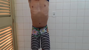 Preview 1 of American Big Booty Xnxx Hardcore - Banheiro da Academia... OLHA O PAUZ&Atilde_O COMO T&Aacute_