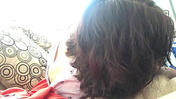 Preview 1 of Gine Valentines - Viendo tele y chupando