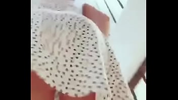 Preview 1 of Xxx Laka To Laka - Las nalgotas de mi vieja subiendo las escaleras