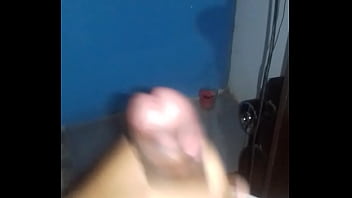 Preview 1 of Mom Sons Inside Creampie - RU Mine - masturbando assistindo porno de  Gostosa rebolando