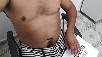 Preview 4 of Young Muscle Girl - V&iacute_deo de verifica&ccedil_&atilde_o