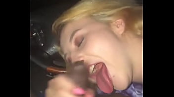 Preview 3 of 10yr Age Xnxx Vdo - safada traindo marido com neg&atilde_o no carro