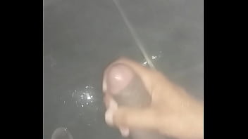 Preview 3 of Asian Gay Sucking Old Mens Cock - FAVELA mostrando a rola