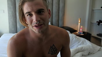 Preview 1 of Arab Kuwait Sexcom - darth lacey is woken up to SEX!!!!!!!!!!