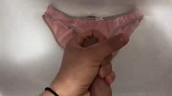 Preview 3 of Dzo Ana - Cum panties