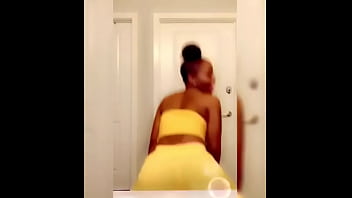 Preview 3 of Gorda 18 Anos - Twerking Pussy