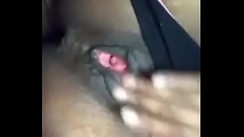 Preview 1 of Xxxc Vdos Sixy - Elle se masturbe pour moi quand je demande une vid&eacute_o
