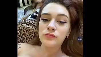 Preview 4 of Lady Bit - La chica que le gusta estar en topless