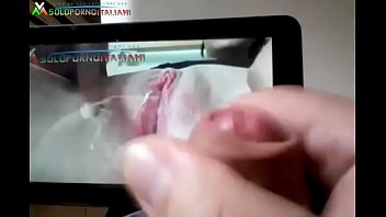 Preview 3 of Lesbians Gangrape Girl - mi sego &egrave_ sborro guardando il video della mia troia