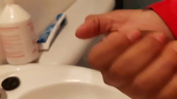 Preview 2 of Seide Sultan - Slow camera cum