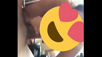 Preview 1 of Pich Up Hairy - Me encanta tener amigos dotados