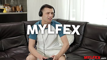 Preview 1 of Tokyo Oil - Mylfex - My Stepdad&#039_s Hot Assistant Eating the Dust
