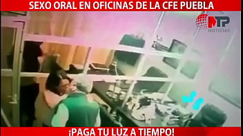 Preview 1 of Moms Holes - Trabajador cfe puebla