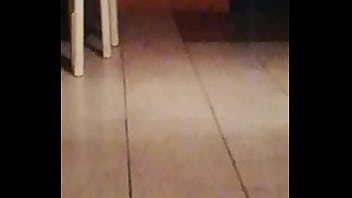 Preview 3 of Gigi And Teagan - Cucaracha le gusta cojer con pansones