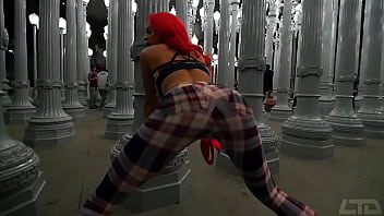 Preview 4 of Monkey Xxxx Girl - Beautiful transexual twerking - Amanda Panda