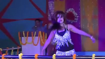 Preview 2 of Chocolate Cutie Gets Both - सेक्स के लिए तैयार