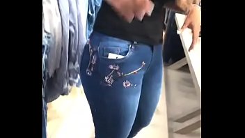 Preview 2 of Twin Vedio - Hermosa Milf Caderona muy sabrosa
