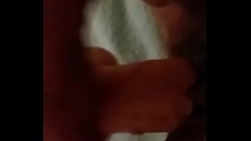 Preview 2 of Anybunny Full Force - Coroa gozando no vibrador