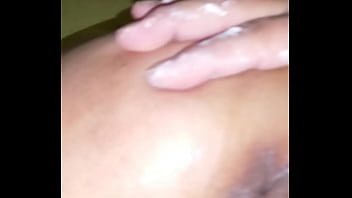 Preview 1 of Mom With Developing Son - Castigando a mi amante pero le gusta