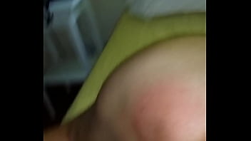 Preview 4 of Mom With Developing Son - Castigando a mi amante pero le gusta