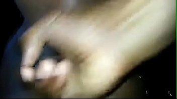 Preview 4 of Sexo Gay Playa Nudismo - jeune fille tr&egrave_s excit&eacute_ &agrave_ baise