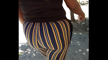Preview 4 of 2 Xxx Video Mom San - Big butt shorty