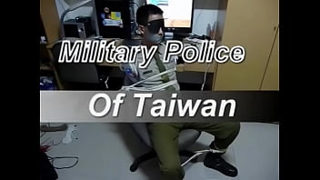 Preview 1 of Xxx Videow - 警察帅哥被绑痛苦挣扎