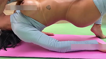 Preview 2 of Un Nechuralsex - Pauzudo arrombou meu cuzinho