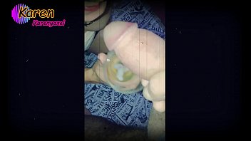 Preview 4 of Italian Mature Scat - Footjob y karen se toma un cocktail de leche