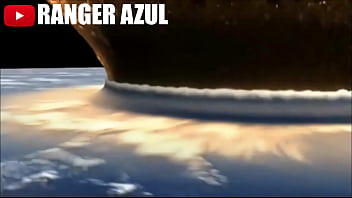 Preview 3 of Surprise Threesome Went Wrong - O MONUMENTO QUE &Eacute_ A GOSTOSA DA MINHA TESTA RANGER AZUL/YOUTUBE