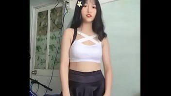 Preview 4 of Sunny Leyo Foking Husband - -Hot Girl Dancer Mặc Bikini