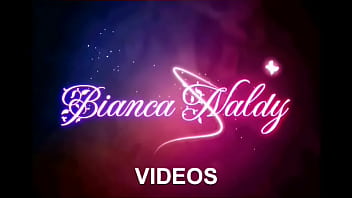 Preview 1 of Spywebcam Sower - Bianca naldy em: desafio do desodorante Dove o que ela vai fazer? Assista completo xv red.