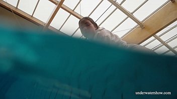 Preview 2 of Big Boobs Tit Oil - Second leaked Lola underwater naked