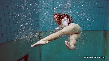 Preview 3 of Big Boobs Tit Oil - Second leaked Lola underwater naked