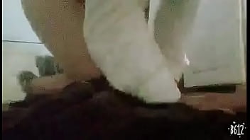 Preview 1 of Sarxxxy Caina - Masturbandome en el ba&ntilde_o de mi wacho argento