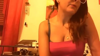 Preview 1 of Anty Sex Vedeo - Tua sorella ha un cappellino che le hai regalato e vuole farti vedere come viene