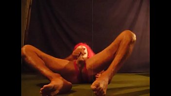 Preview 4 of Brazzers Bigtite Moom - anal piss and cumshot