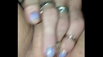 Preview 3 of 13 Years Virgin Old Sex - Granny finger her wet pussy