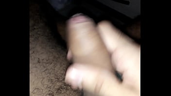 Preview 1 of Yoga Touching Body Porn - Me exibindo um pouco