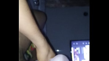 Preview 4 of Hinde Xnxx Bhai Bahen Ki - Jugando con mi verga y cepillo en ano