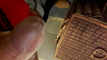 Preview 4 of Sex Dur5 - Haciendo una rica paja cuando quedo solo