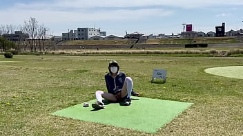 Preview 2 of India Malayalam Kerala - 女装子まゆちゃんが河川敷の公園で向こう岸に人がいるのもお構いなしに大胆にも全部服を脱いで全裸になって大股開きで日中の露出プレイを楽しんでいる