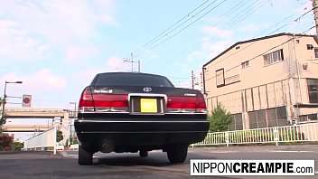 Preview 2 of Mom Is Selpinge Son Is Fuck - Hot Japanese babe fucks him in the car
