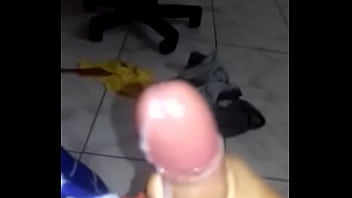Preview 4 of Xxxprontube - novinho tocando uma